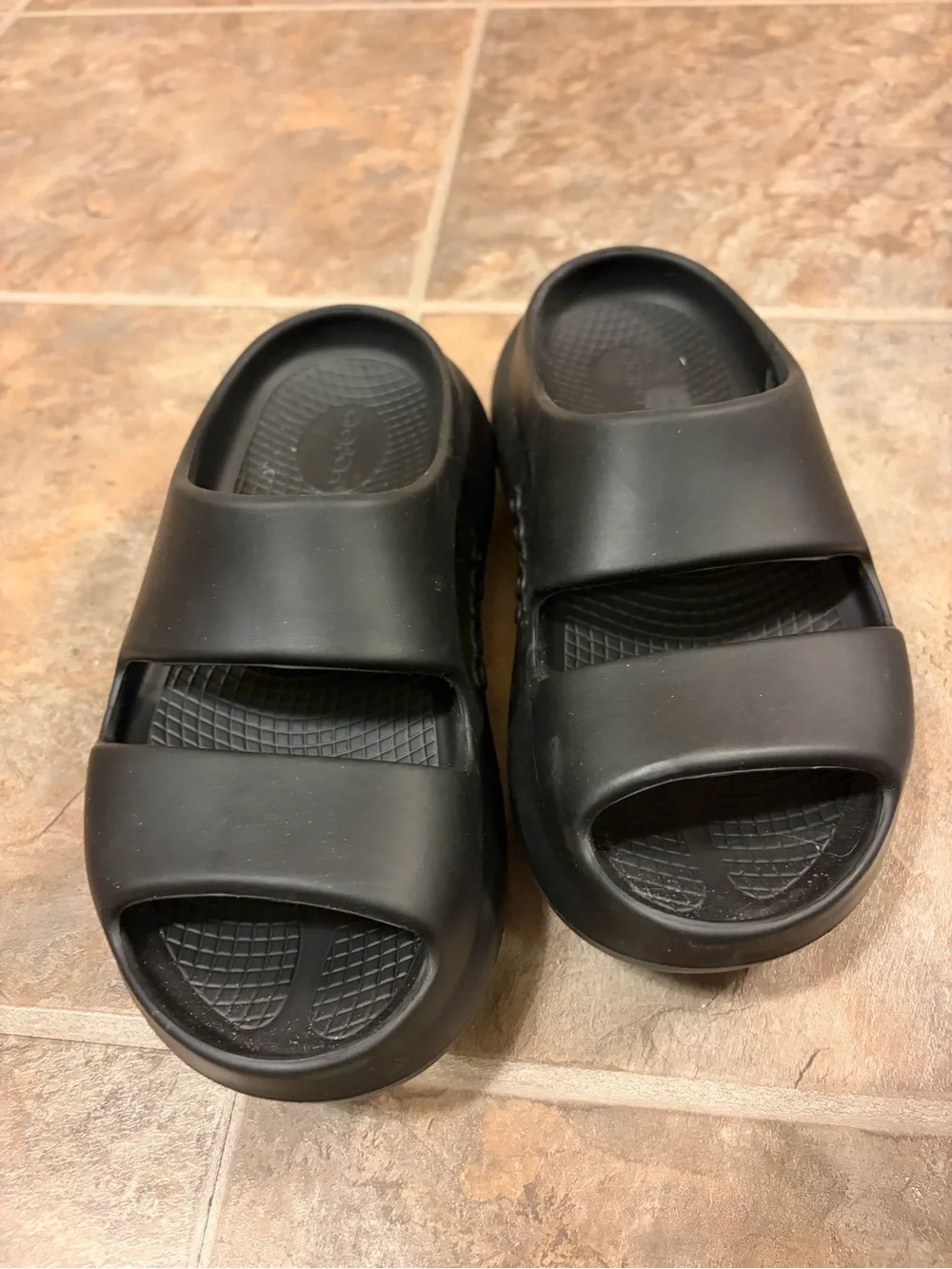 OOFOS OOyea Slide Sandal - Women's 7